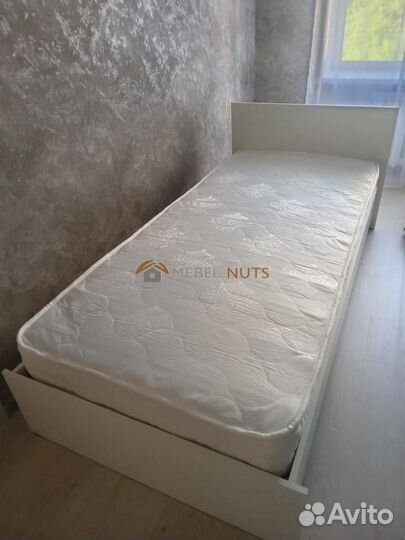 Кровать односпальная