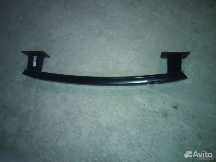 Усилитель бампера задний Ford Focus