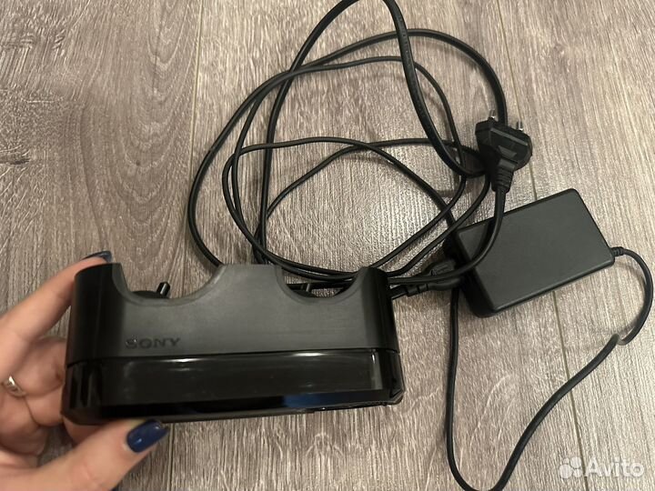Зарядная станция для геймпадов ps4