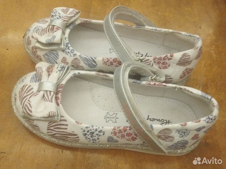 Туфли для девочки 28 размер кожаные