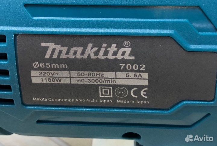 Лобзик Makita 1180W с лазерной наводкой