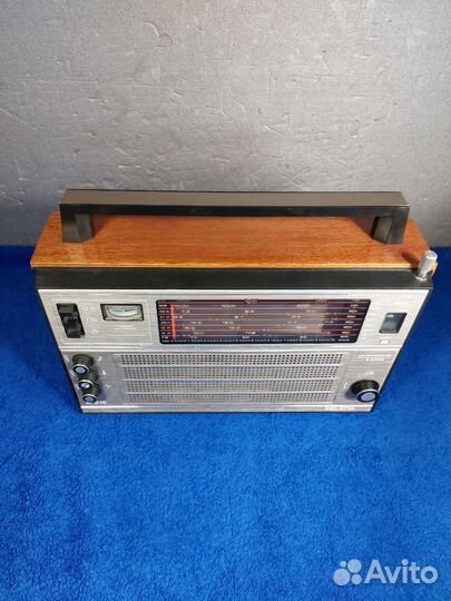 Радиоприемник селена В-215