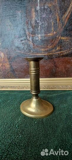 Антикварный бронзовый подсвечник