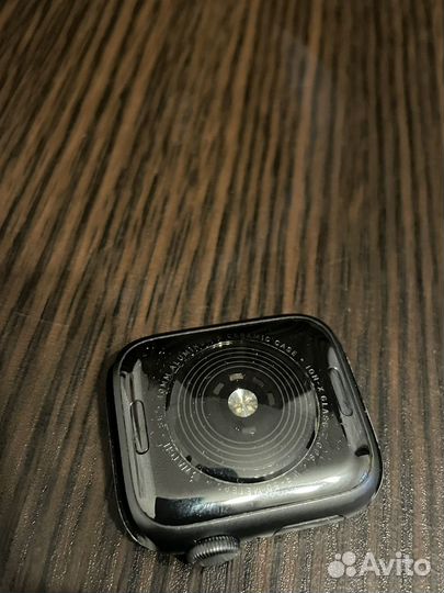 Часы apple watch se 40 mm 2020