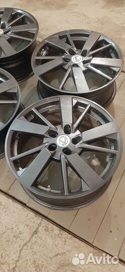 Продаю диски или меняю на летние шины 235/60 r18