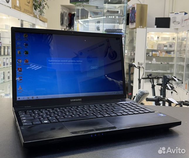 Б/У Ноутбук Samsung NP305V5A