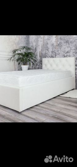 Кровать 90*200 бу 3 мес