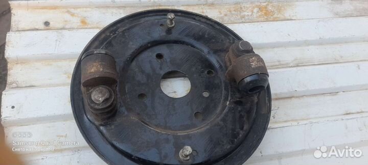 Щит тормозной Газ