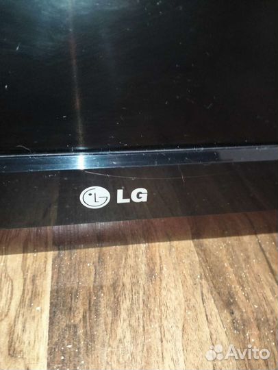 Телевизор lg 26LG4000