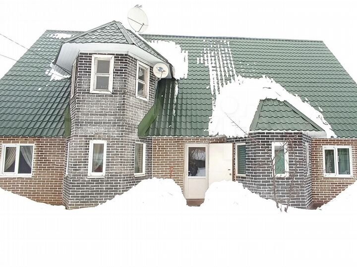 Дом 188,7 м² на участке 6 сот.