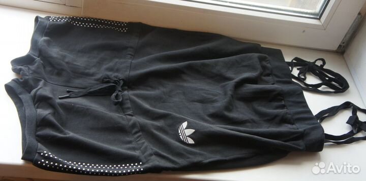 Adidas комбинизон новый женский размер 34-36