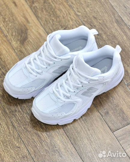 Кроссовки new balance 530 белые