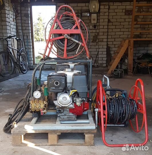 Гидродинамическая машина прочистки канализации
