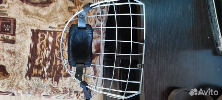 Защитная маска на хоккейный шлем ccm