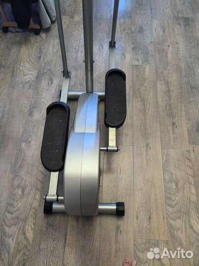 Эллиптический тренажер