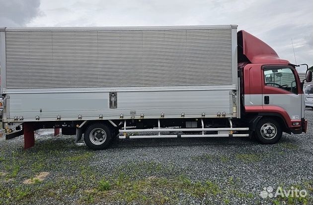 Промтоварный фургон Isuzu Forward (F-Series), 2016