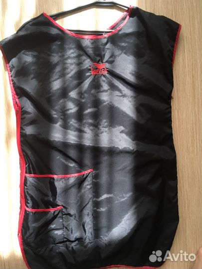 Продам халат парикмахера