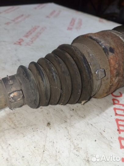 Привод задний левый Volvo V40 хетчбек B5204T9 2014