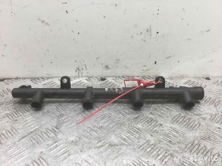 Топливная рампа Renault Clio 8200135504 K4m800