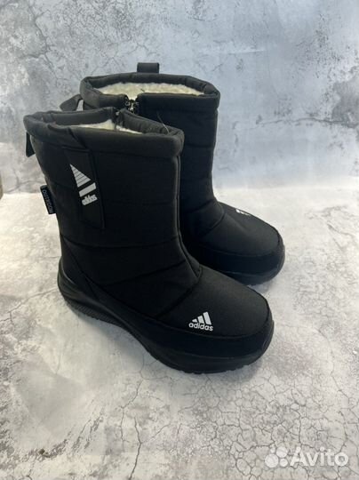 Дутики Adidas зима