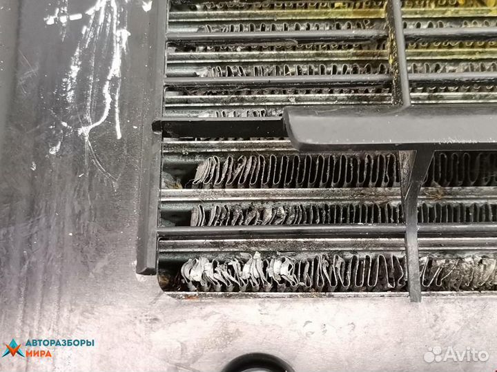 Интеркулер Toyota Yaris P1 2002 17940-33010