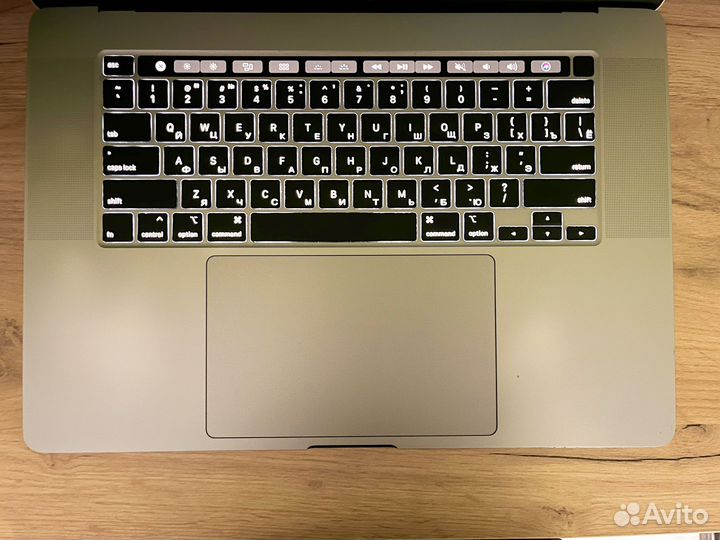 Macbook pro 16 2020 i7 16gb 512gb Видео 8гб Красав