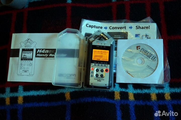 Звукозаписывающая студия-рекордер Zoom H4n