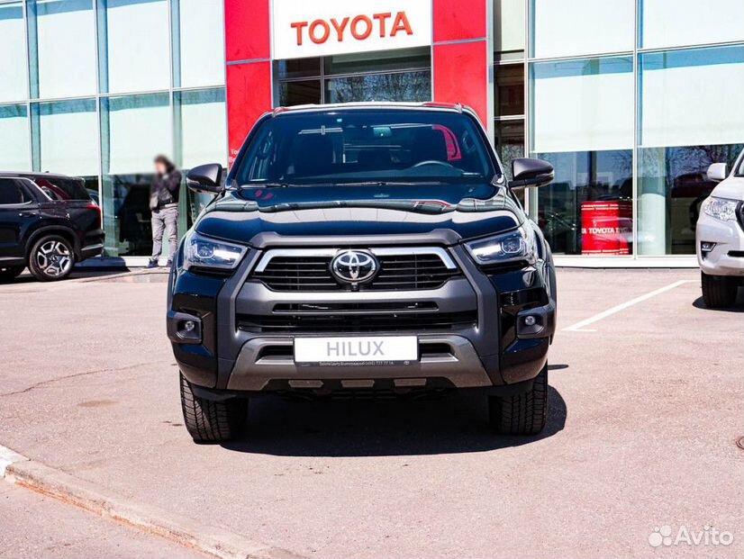 Toyota Hilux 2.4 MT, 2024