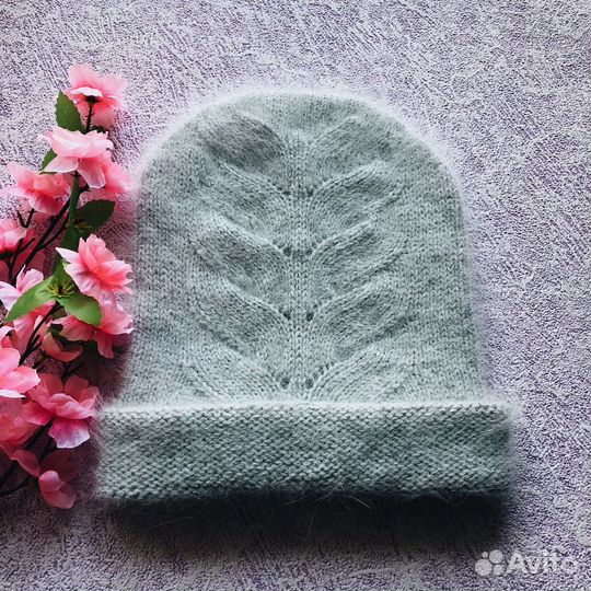 Вязаная шапочка из пуха норки