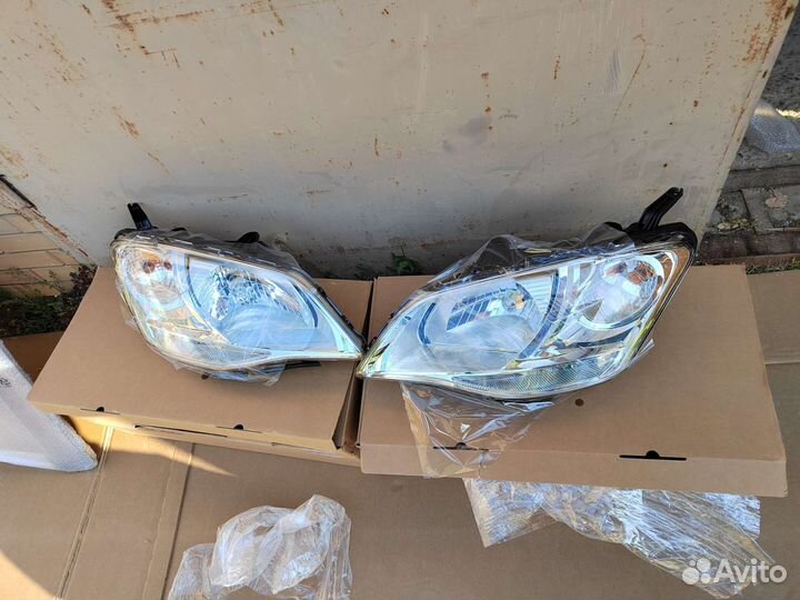 Фара Ssang yong action New