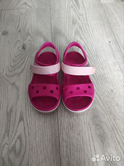 Сандали crocs для девочки