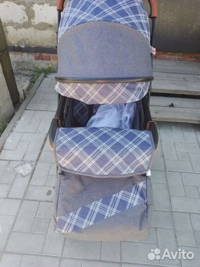 Прогулочная коляска baby hit с перекидной ручкой
