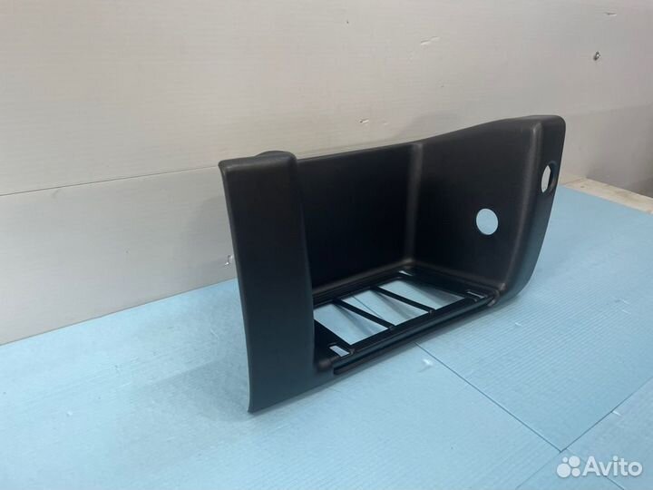 Подножка правая Volvo Fh12 Fh16