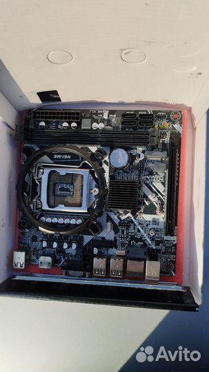 Материнская плата