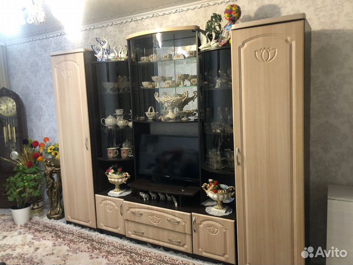 Стенка в гостиную