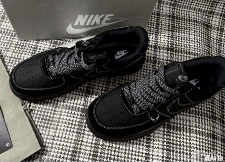 Кроссовки nike venom новые