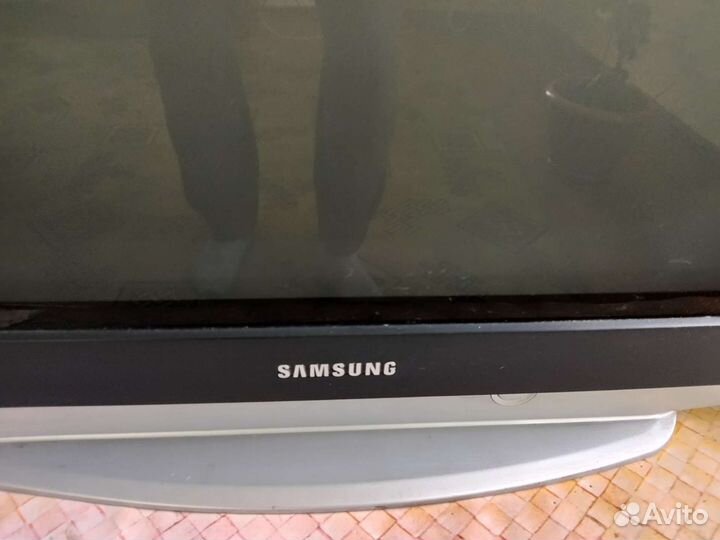 Телевизор самсунг