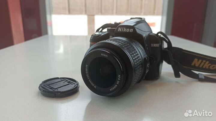 Nikon D3000 kit