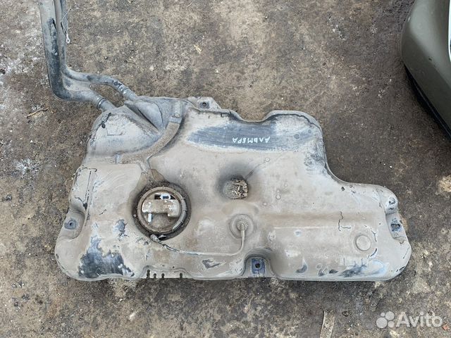 Бак nissan almera g15