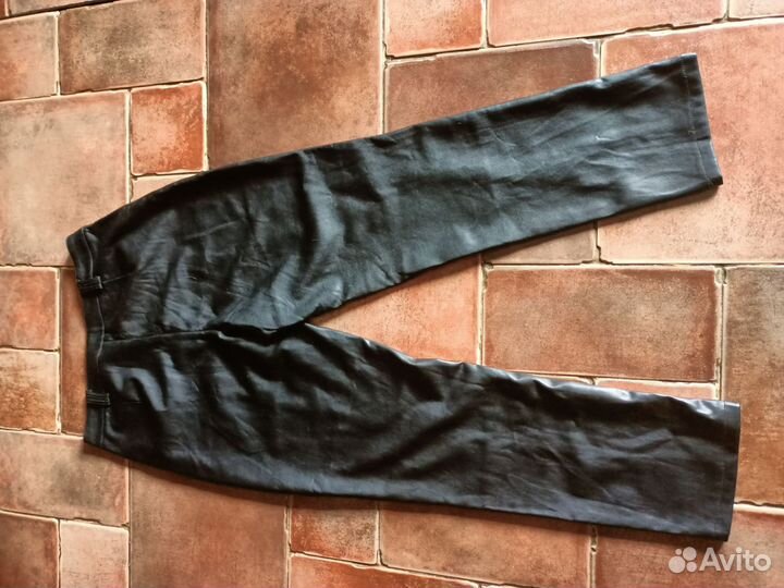 Брюки из экокожи