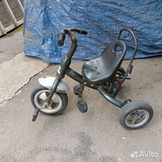 Детский трехколесный велосипед бу