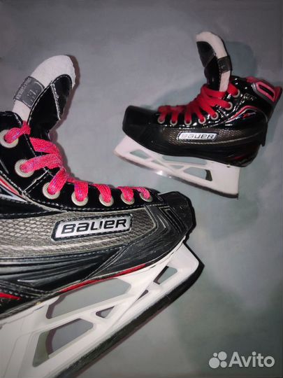 Хоккейные вратарские коньки Bauer Vapor x900