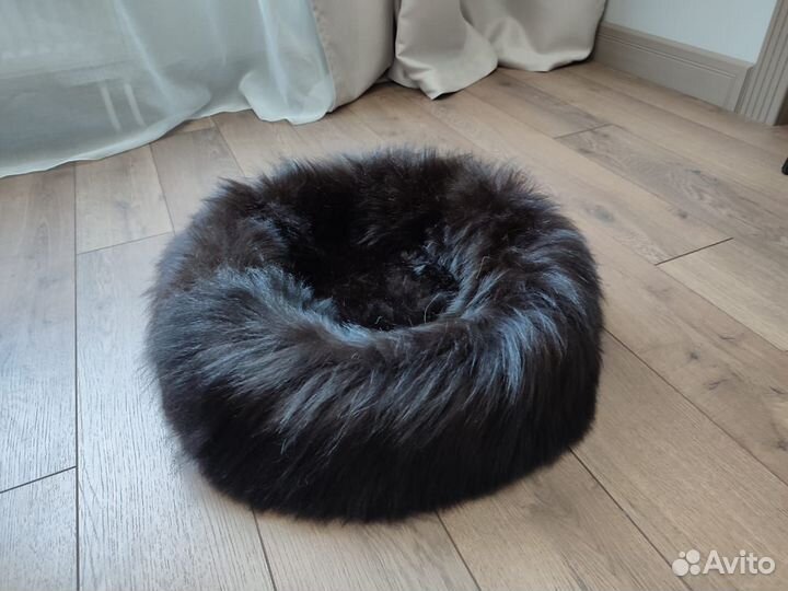 Лежанка для собак и кошек