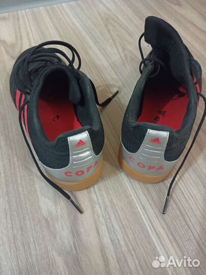 Кроссовки adidas