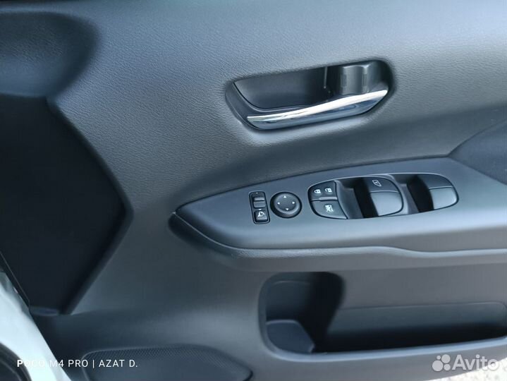 Nissan Serena 2.0 CVT, 2018, 67 100 км