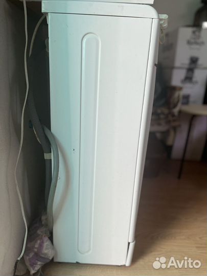 Стиральная машина indesit WIU 81 узкая