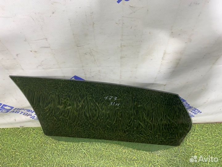 Стекло двери заднее правое Ford Focus 2 хэтчбек