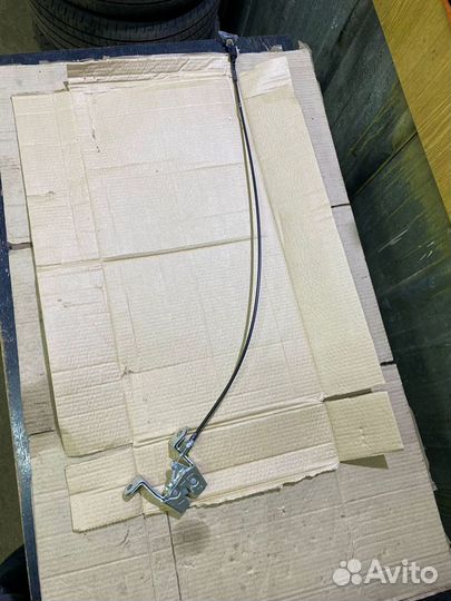 Замок сидений право лево Toyota Camry 70