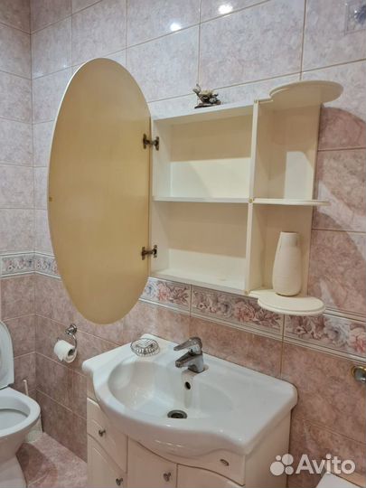 Тумба для ванной бу с раковиной и зеркалом