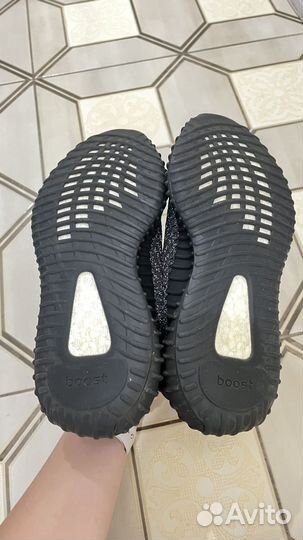 Кроссовки adidas yeezy boost 350 v2